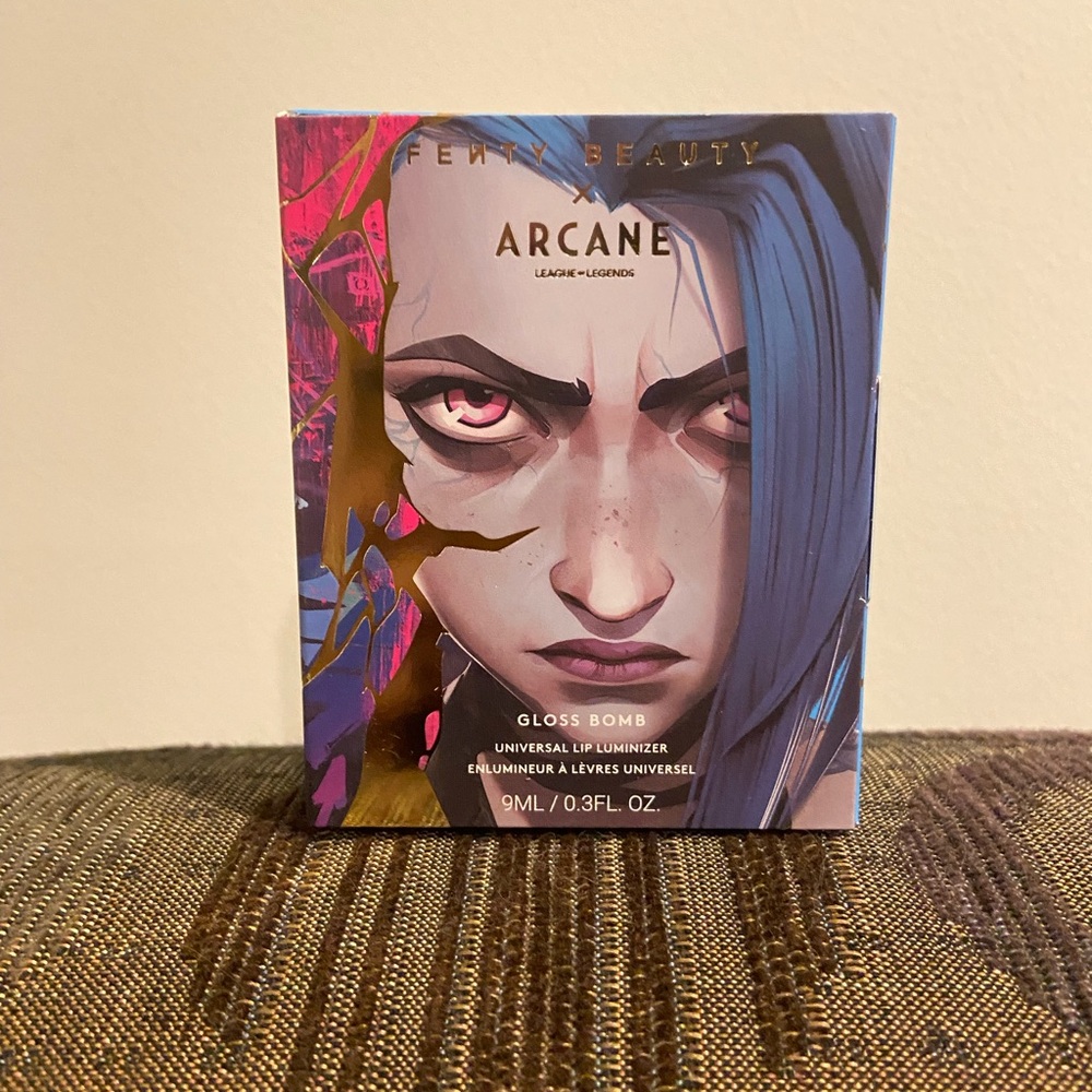 Fenty Beauty Arcane Gloss Bomb Jinx